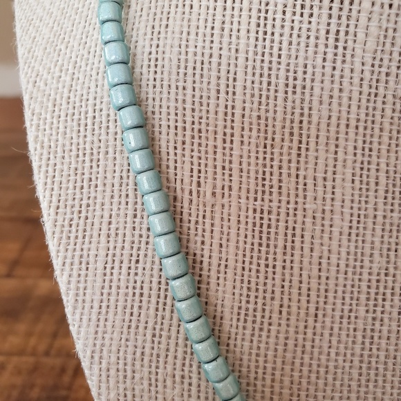 🇺🇸Powder Blue Beaded Necklace - Picture 3 of 7